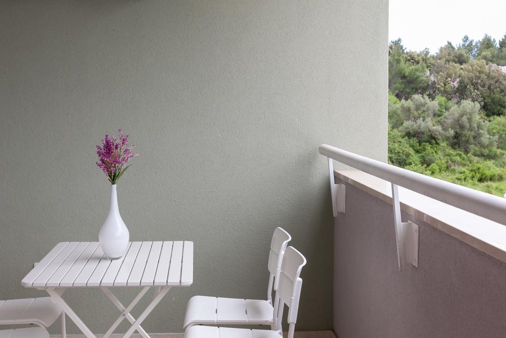 Sunshine Apartment Makarska Exterior photo
